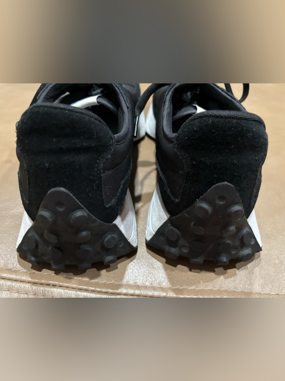 New Balance Black and White Retro Runner Shoes - Picture 6 of 7